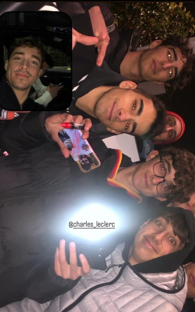 clara-on-twitter-two-photos-in-two-days-that-boy-with-glasses-is