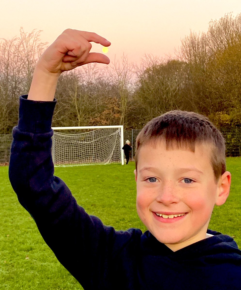 stokenchurchps's tweet photo. Can’t knock their commitment! Our last football club of the calendar year was cold and by moonlight! Looking forward to going again in 2023 😊🌖🥶🤣💚👋🏼 https://t.co/LYYpEjK20J
