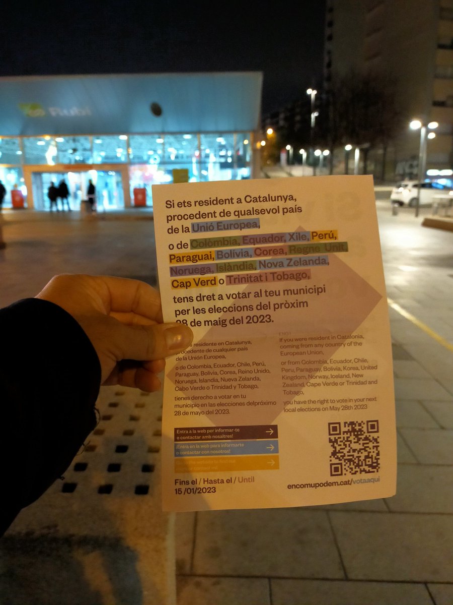 JordiArnaizM's tweet photo. Continuamos con la campaña informativa en la zona de las Torres de #rubicity .Lunes continuaremos en #25setembre
En @ecp_rubi lo tenemos tenemos claro #UnaPersonaUnVoto #OnePersonOneVote 
Conoces nuestra campaña? 
👇👇👇
https://t.co/tvnODeJlNN https://t.co/2QMl1zJtqs
