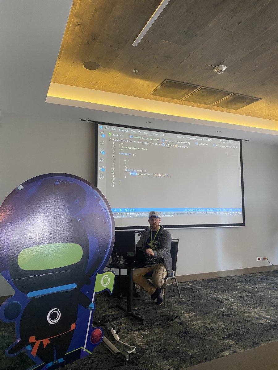 intotheboxlatam's tweet photo. ¡Estamos a mitad del día con casa llena!
Nos quedan muchos workshops y sesiones por disfrutar, al final del día esperen nuestra fiesta de programadores con muchas rifas y sorpresas por disfrutar. 

#OrtusSolutions #IntotheBoxLatam https://t.co/Gvc5bWkIar
