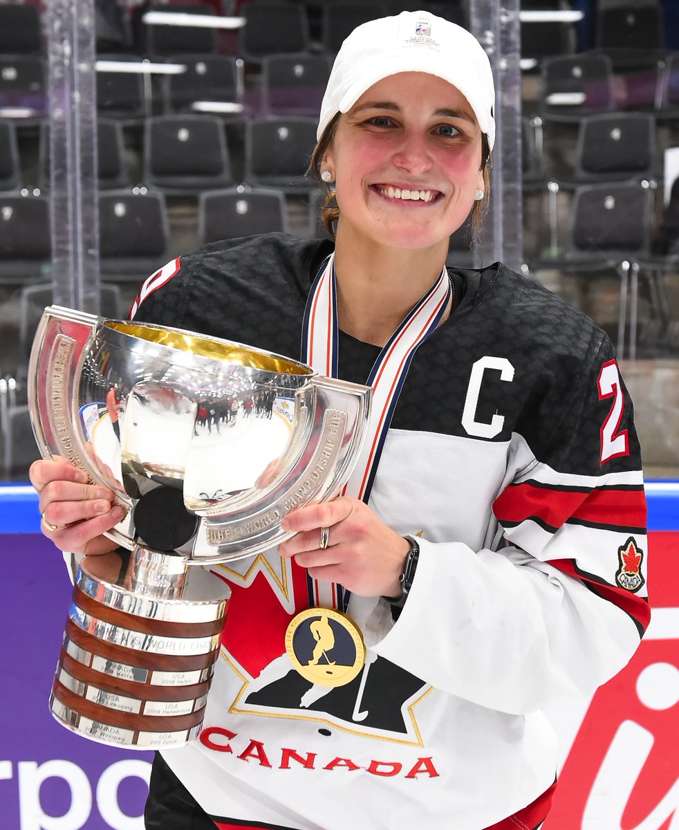 Hockey Canada (@hockeycanada) on Twitter photo 🇨🇦 SIMPLY THE BEST! 🇨🇦
Congratulations to National Women's Team captain Marie-Philip Poulin for becoming the first women's hockey player EVER to win the Northern Star Award as Canada's top athlete!
<a href="/pou29/">Marie-Philip Poulin</a> | <a href="/HockeyQuebec/">Hockey Québec</a> 🇨🇦 SIMPLY THE BEST! 🇨🇦
Congratulations to National Women's Team captain Marie-Philip Poulin for becoming the first women's hockey player EVER to win the Northern Star Award as Canada's top athlete!
<a href="/pou29/">Marie-Philip Poulin</a> | <a href="/HockeyQuebec/">Hockey Québec</a>