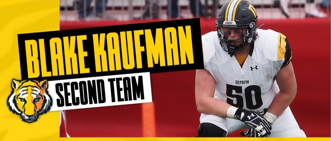 CoachRutledge76's tweet image. I&apos;m very proud of all 4 members of @tigertrucking22. There is a brotherhood in the room that won&apos;t be separated. You guys help continue to build on a solid foundation. Proud to be your coach. #GetCoachedUp #DePauw #Football #RTB #OnTheGround2272 #InThePaint26 #InTheCountry28