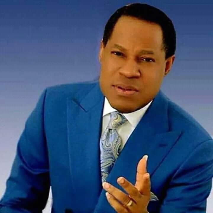 OmaJeffrey's tweet photo. Happy Birthday to my father, the unifier of The Church, the Teacher of the Word, God's Prophet to the Nations! We love you always and forever, Dad💖

#charityshop
#ids2022
#lwdayofsm022
#serviceinprogress
#offer7
#twelve7 https://t.co/8qUulwDITz