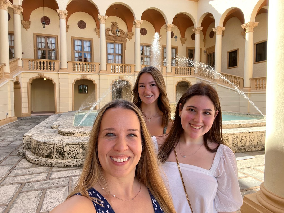 heldresearchlab's tweet photo. Brunch at the beautiful Biltmore Hotel to celebrate a great semester with the HELD Lab Director and Coordinators! #slp #fiuresearch #hearing #linguisticdiversity #speechpathology https://t.co/qEFZ1Y7oig