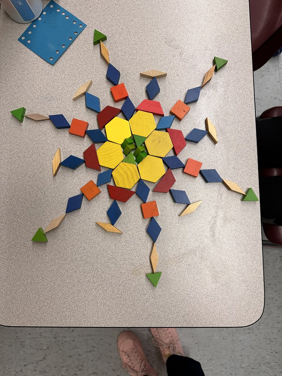 Today’s <a href="/tvdsbmathk8/">tvdsbmath</a> December Math Challenge was a success! Ss quickly realized how they could continue to add to their initial snowflakes to create a more complex pattern!