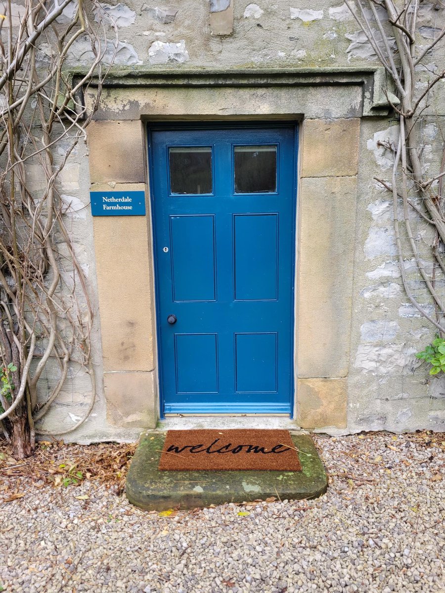 A very warm welcome to Netherdale Farmhouse, our latest Chatsworth Bolthole. Situated in seven acres of beautiful countryside, it's blessed with a direct view to the Headstone Viaduct and the Monsal Trail. #StayAWhile #PeakDistrict #Chatsworth loom.ly/cJl-Jcc