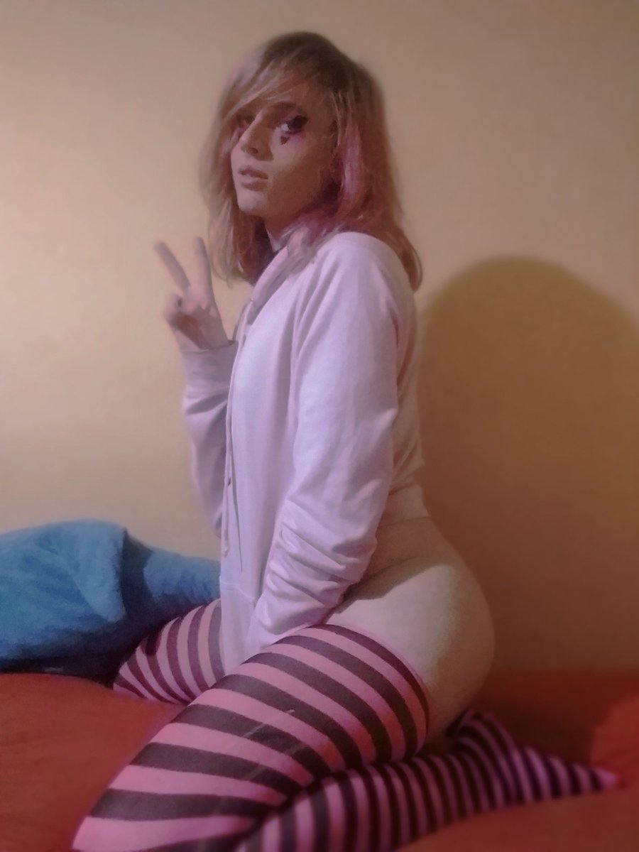orchiddesu's tweet photo. Do you like egirls who are boys:3 

#Femboy #femboycutie #trans #otaku https://t.co/uPBglRIDkd