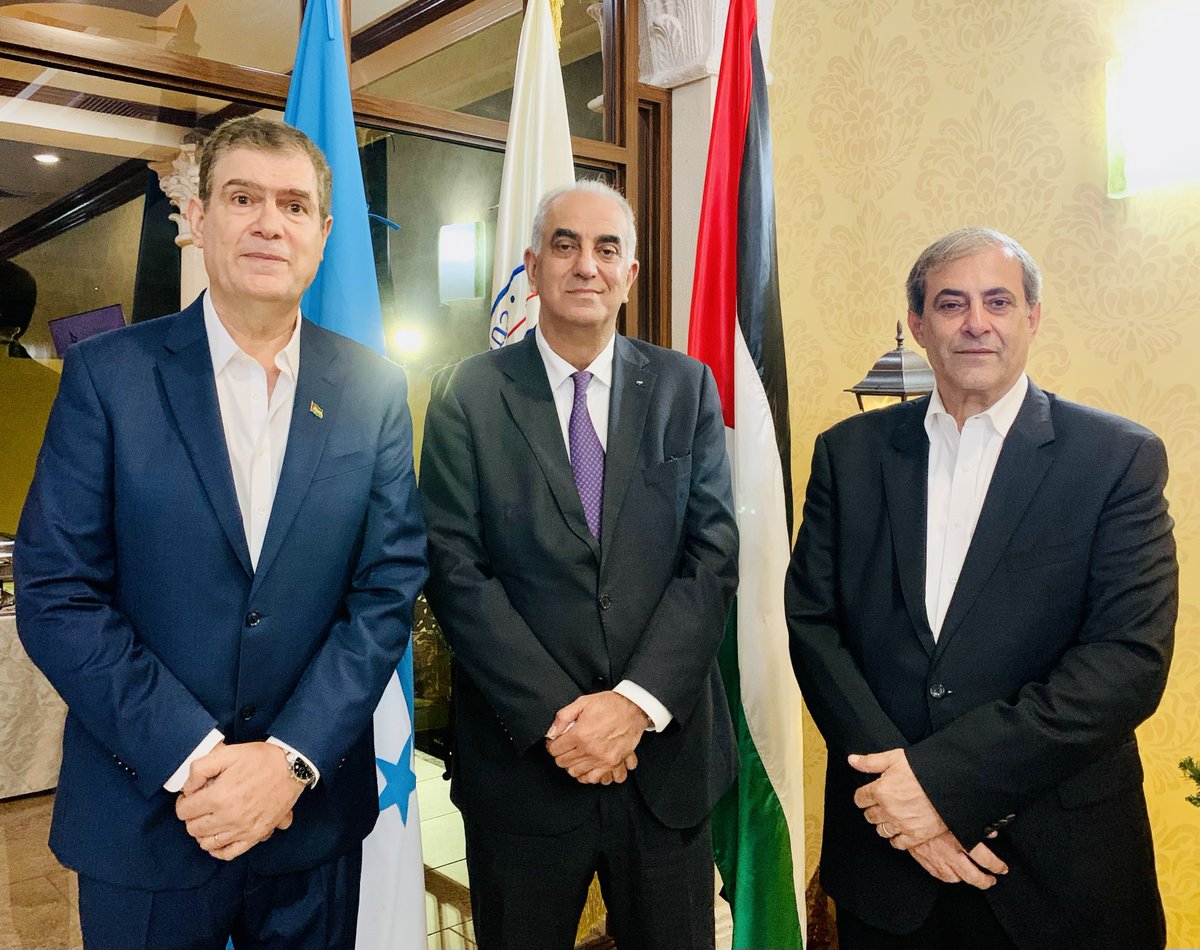enter504's tweet photo. #CoberturaSocial FOTOS: Consulado de Palestina ofrece recepción al Cuerpo Consular Sampedrano con invitado especial Embajador de Palestina en El Salvador   #Sociales #Palestina #CuerpoConsular #Consules #Diplomacia #SPS #Honduras  
https://t.co/ucffS8BpAx https://t.co/8X6ylzmSO3