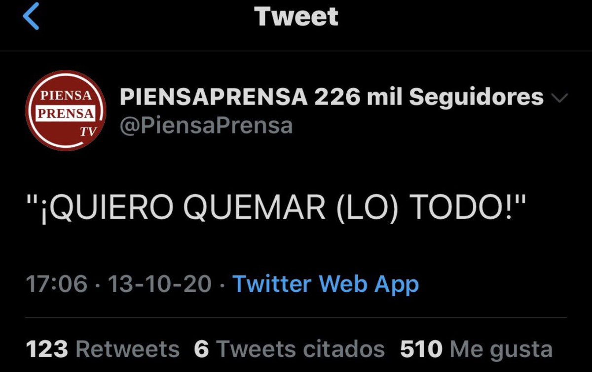 ClaudioCrespoG's tweet photo. Cuando el maleante Espinoza Arce de piensa prensa llamó a quemarlo todo. Lo malo es que muchos inadaptados le hacen caso y salen a quemarlo todo como lo hizo en su oportunidad Campillay y el barrio Lastarria sufrió las consecuencias…
NO OLVIDAR https://t.co/VP2Nr5ENmw