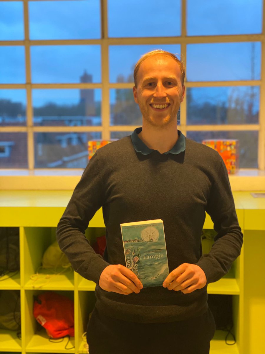 Dit is Marcel, leerkracht van groep 7 op de Odyssee in Utrecht. 

Luister naar zijn verhaal in de nieuwe aflevering van FRIS, de podcast! 

open.spotify.com/episode/3wDrQe…

<a href="/pcou_willibrord/">PCOU Willibrord</a> <a href="/Mailmenstudio/">Mailmenstudio</a> @HansHagenNL <a href="/NaomiTekst/">Naomi Smits</a>