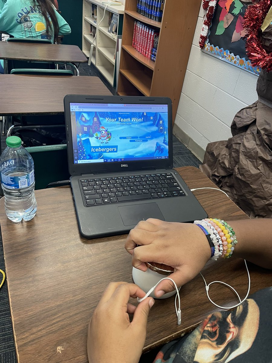hooker_mrs's tweet image. Have you ever had an S adamant they didn’t want to participate, only for them to be sucked into the lesson, volunteer answers and be part of the winning group? No? Then you need @LumioSocial because it was a HUGE win today! 🤩 @OnslowSchools #OnslowDLT #OCSEngage