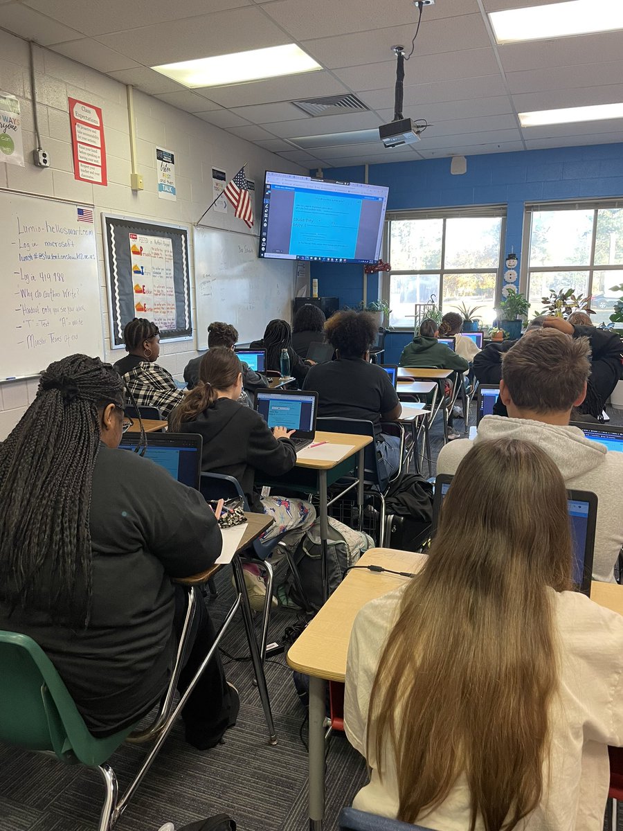 hooker_mrs's tweet image. Have you ever had an S adamant they didn’t want to participate, only for them to be sucked into the lesson, volunteer answers and be part of the winning group? No? Then you need @LumioSocial because it was a HUGE win today! 🤩 @OnslowSchools #OnslowDLT #OCSEngage