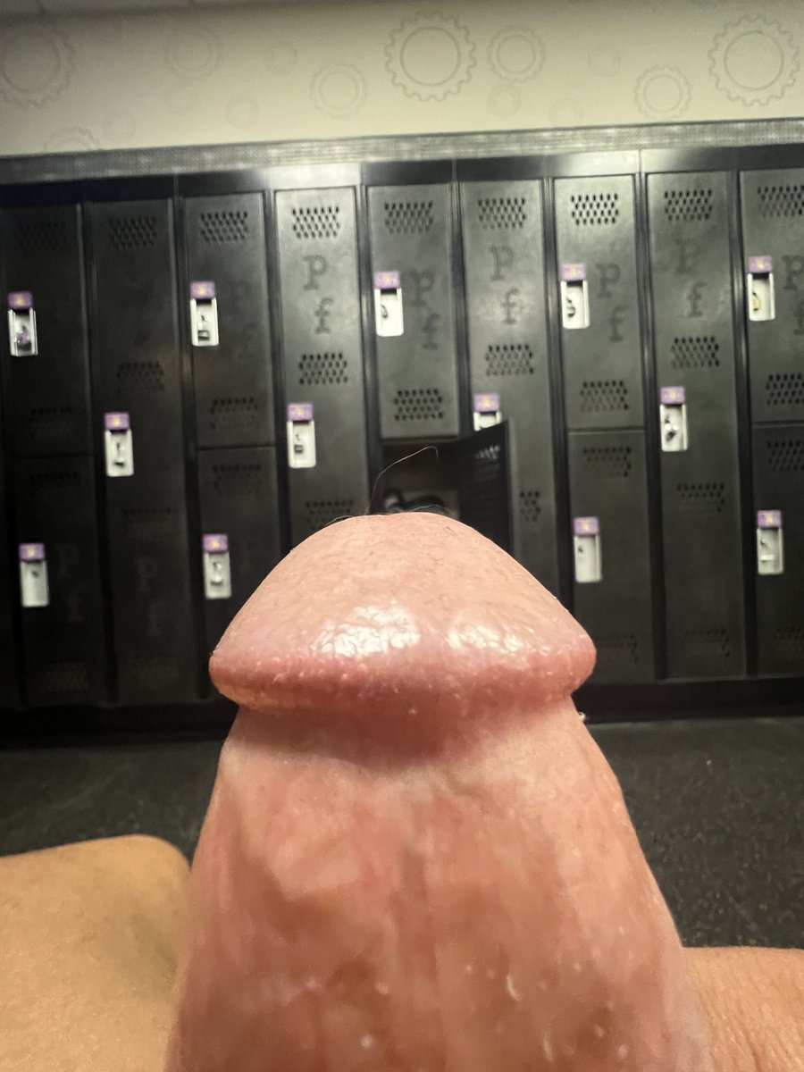 DennyDick01's tweet photo. DENNY’s locker room 

which one is yours? https://t.co/Jvvzetl0t2
