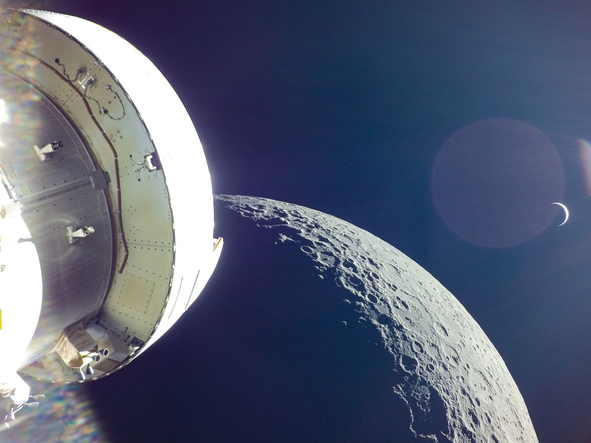 Jim Free (@jimfree) on Twitter photo The imagery we continue to get out of <a href="/NASA_Orion/">Orion Spacecraft</a>'s onboard cameras is outstanding. Downlinked the lunar fly-by photos yesterday, and they are incredible - a few of my favorites below. Visit flickr.com/nasa2explore to see the rest. The imagery we continue to get out of <a href="/NASA_Orion/">Orion Spacecraft</a>'s onboard cameras is outstanding. Downlinked the lunar fly-by photos yesterday, and they are incredible - a few of my favorites below. Visit flickr.com/nasa2explore to see the rest.