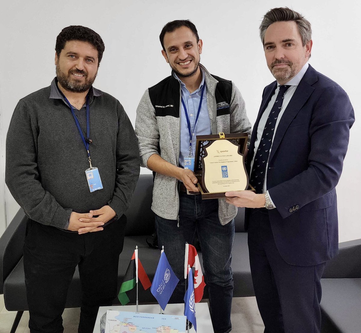 ataronaventures's tweet image. “If you want to go fast, go alone. If you want to go far, go together.”🚀
Excited to have our own @AburawiMD present #Speetar Appreciation Award to our partners @UNDP @MAFrancheUN in recognition of their exceptional efforts in serving vulnerable populations in #Libya🇱🇾 &amp;amp; beyond🌍
