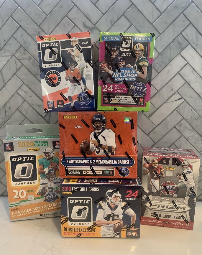 BoxEaston's tweet image. 🚨New🏈Break🚨 

👀2017-2022 👀⚡️Kaboom
6 years of Rookie Qb’s-Mahomes, Allen, Herbert, Pickett &amp;amp; more

Running it back👇🏻Last one was🔥

(1)22 Absolute-5 Hits
(1)21 Optic🚀
(1)20 Optic Hanger
(1)19 Prizm🚀
(1)18 Optic🚀-Allen
(1)17 Optic🚀-Mahomes

$45
eastonsboxbreaks.com/product/footba…