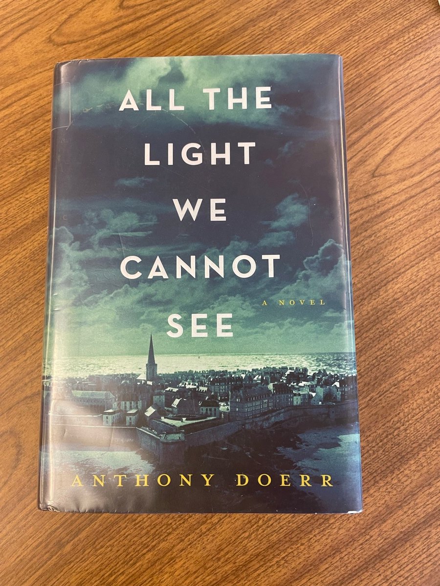 ImaLulingReader's tweet image. A fabulous historical fiction (WWII) which follows two young people (a blind French girl &amp;amp; a German electronics wiz kid) whose stories alternate within the novel &amp;amp; eventually collide. A legendary &amp;amp; highly coveted jewel, the Sea of Flames, also plays an integral part in the story.