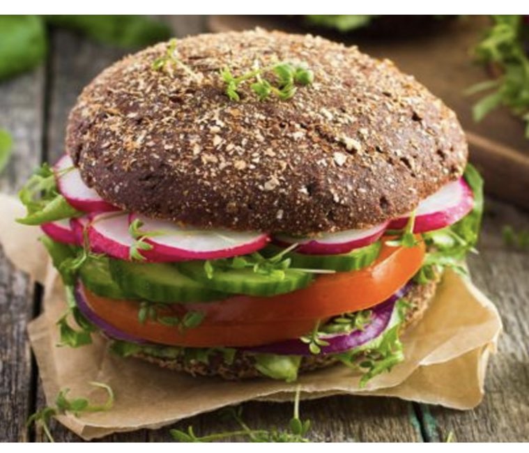 kathyacarranza's tweet photo. A ver… Necesito ayuda😨Cuáles son las Hamburguesas 🍔MAS Saludables, que puedes pedir a Domicilio?  
😬🙈 #MiercolesDeHamburguesa
#ComiendoSano https://t.co/QVYZ68tTm2