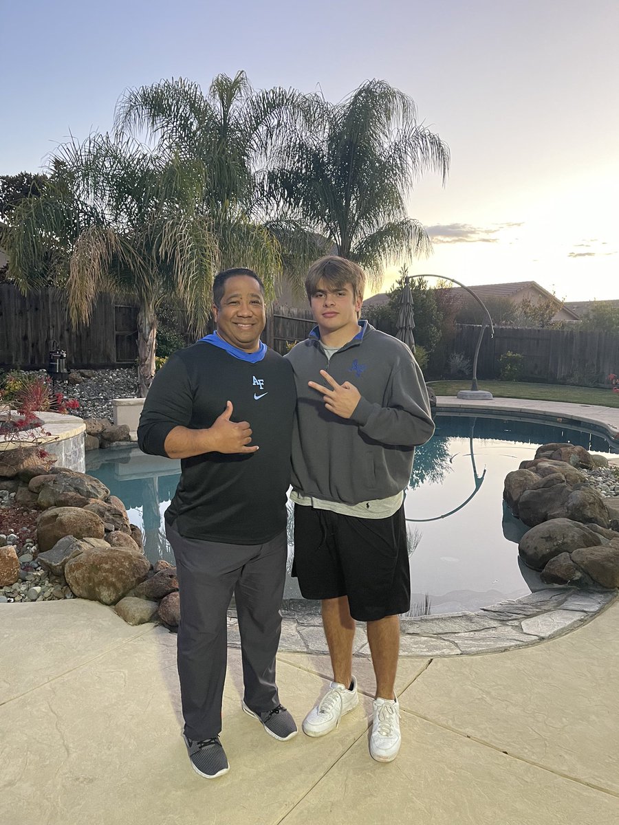 Ryan Henning tweet media