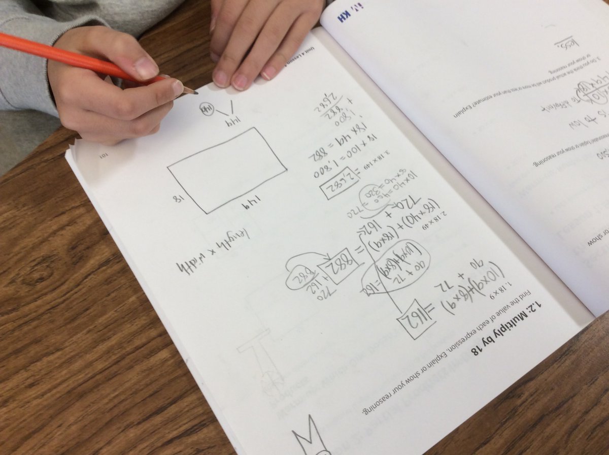 Molly Rawding tweet media