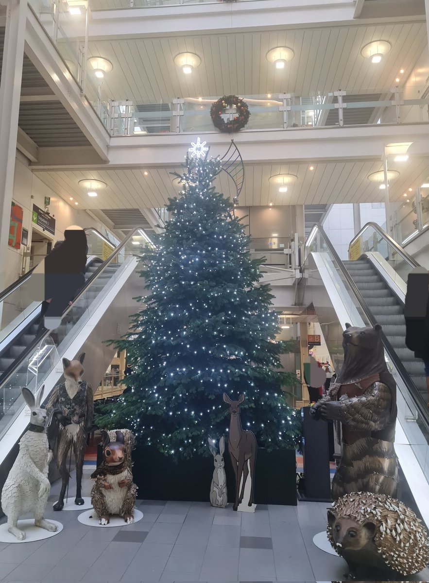 It's beginning to look a lot like Christmas! <a href="/ChelwestFT/">Chelsea and Westminster Hospital</a>