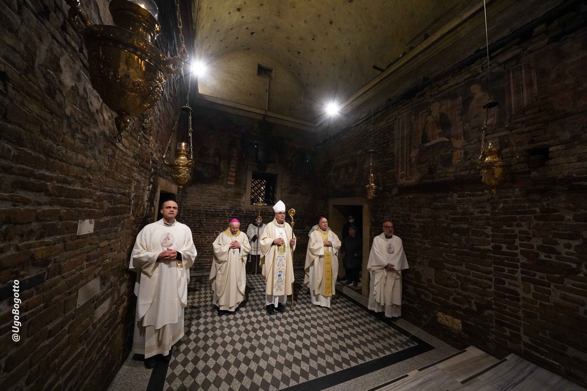 SantaCasaLoreto's tweet photo. Con le Diocesi di #Ancona, #Jesi e #Senigallia termina la #Novena all'Immacolata in preparazione alla #festa della #Venuta https://t.co/yGPIm9bfUE
