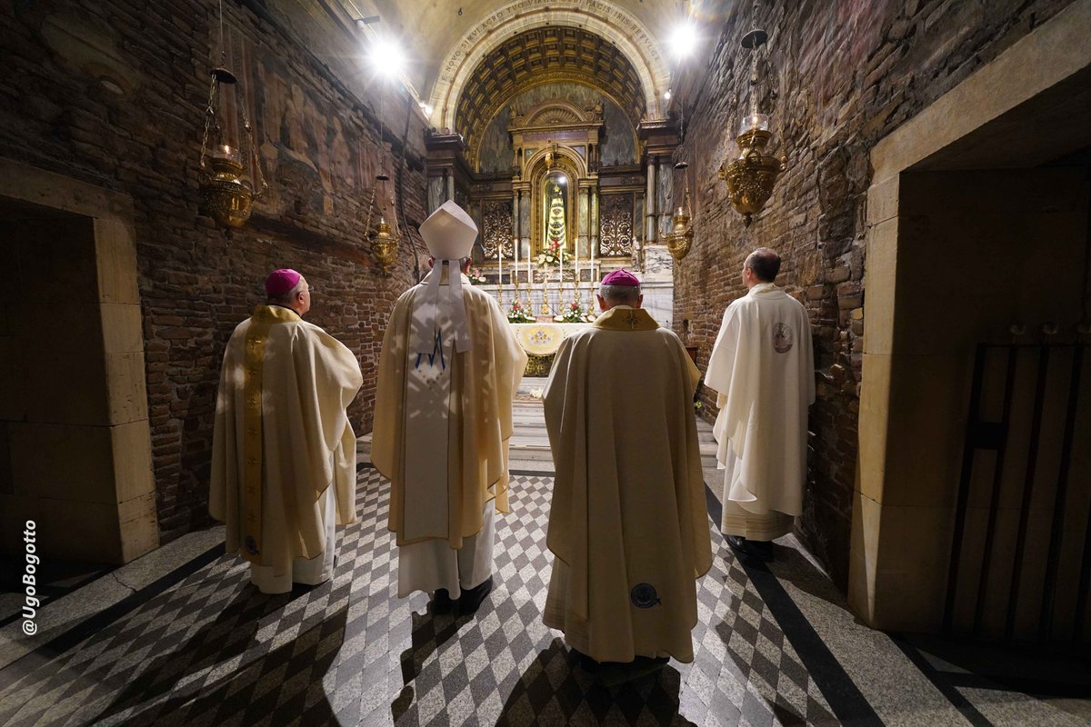 SantaCasaLoreto's tweet photo. Con le Diocesi di #Ancona, #Jesi e #Senigallia termina la #Novena all'Immacolata in preparazione alla #festa della #Venuta https://t.co/yGPIm9bfUE