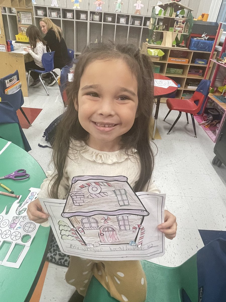 MsKallertEDU's tweet photo. Today in Wise we wrote about a gingerbread house and then designed our own! #weehavefun #weelovewise @FAmato53 @MsWillertondws πβ€οΈ https://t.co/E3GXYea2UK