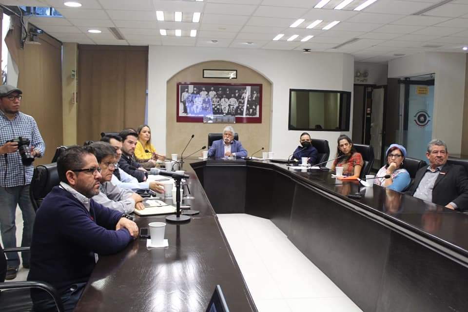 InfoSon1's tweet photo. Discuten en el Congreso local los aranceles para Sonora en el 2023 https://t.co/H1RcYmrYlz https://t.co/n4TAvLVrsV