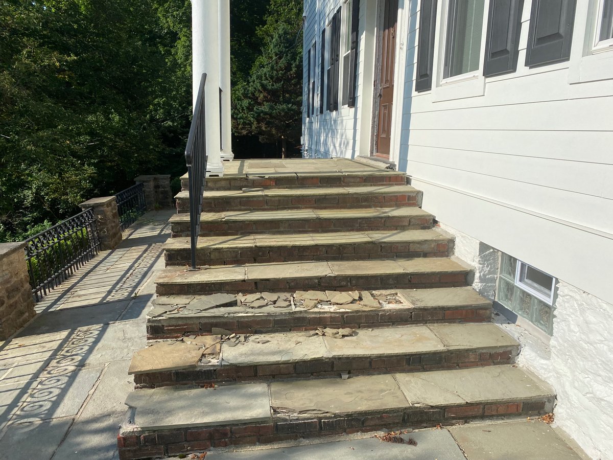 lawnscapescincy's tweet photo. Ramiro and Jorge are starting a new project this week! They're on a very cool property and awesome project. The guys are completely redoing this front porch with 7โx1โ custom fabricated bluestone step treads.
#customfabrication #thermalbluestone #cleanandseal #porchmakeover https://t.co/eqoLg5hvBP