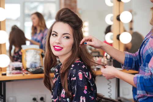 Glamsquard_'s tweet photo. When you’re searching for a quality hair and makeup salon, there are a few things that you should expect. After all, you don’t want to trust just anyone with your personal style, and when you jump in the first salon you see, you may not be lucky enough to find professionals. https://t.co/RWEgZTejxu