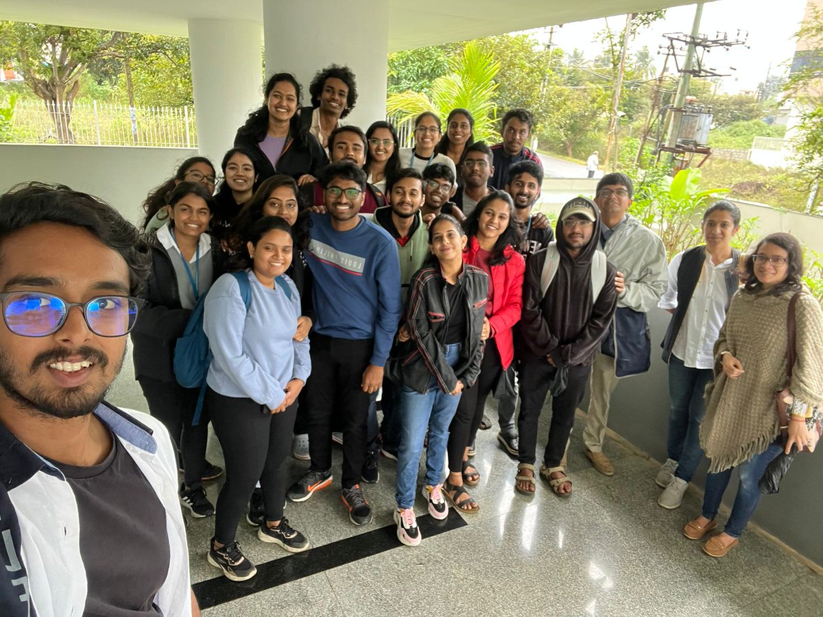 DSCA81051717's tweet photo. Dayananda Sagar College Of Architecture (DSCA), Bengaluru:
#InTheProcessOfLearning
#DSCA7thSemStudents_RVCA_InterCollegeInteractions
#DayanandaSagarCollegeOfArchitecture https://t.co/SLJn9HInCn