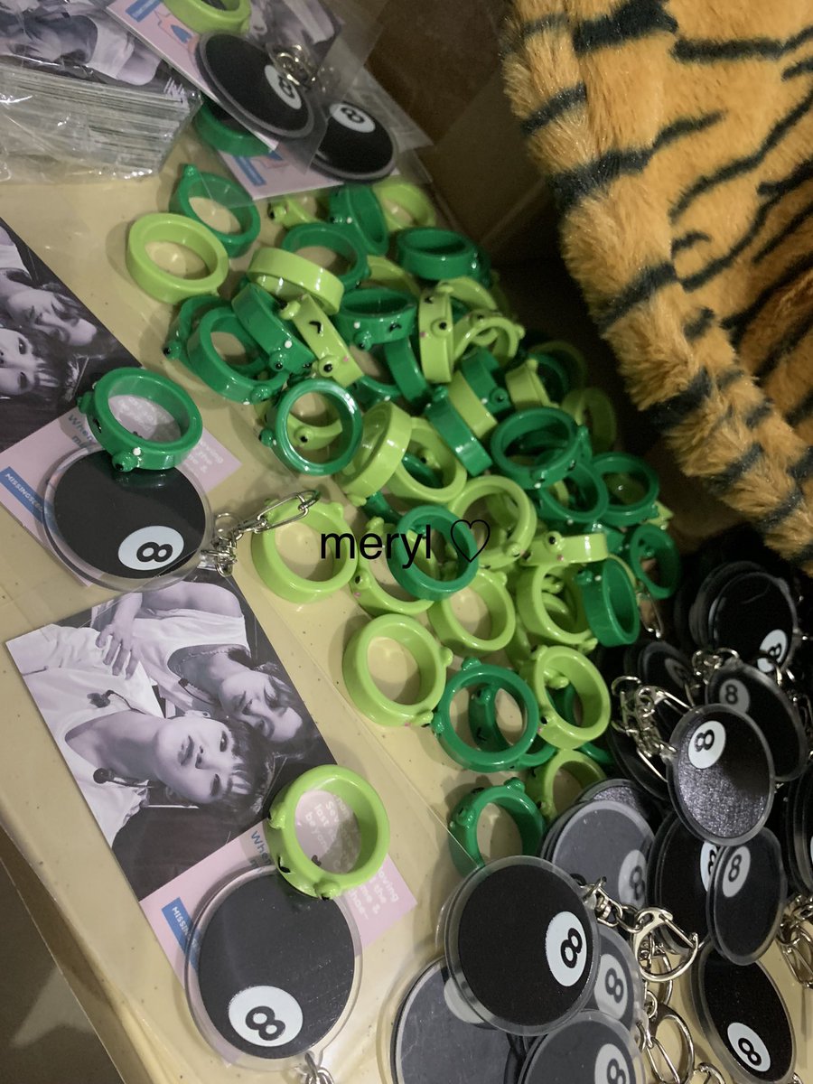 cleaxxxmj's tweet photo. 2/2 fweebiez 

♾️ 8stars EXCLUSIVE

🐸 I’ll be there in the AM then I’ll queue for standing. You don’t have to find me I will find u 😅 iba radar nating mga ult ulol kay Minghao 😝 mangangalabit na lang ako 😭

 Thank u for loving our 8. 🐸 
#BeTheSuninBULACAN ☀️ https://t.co/pGBCZOeJTw