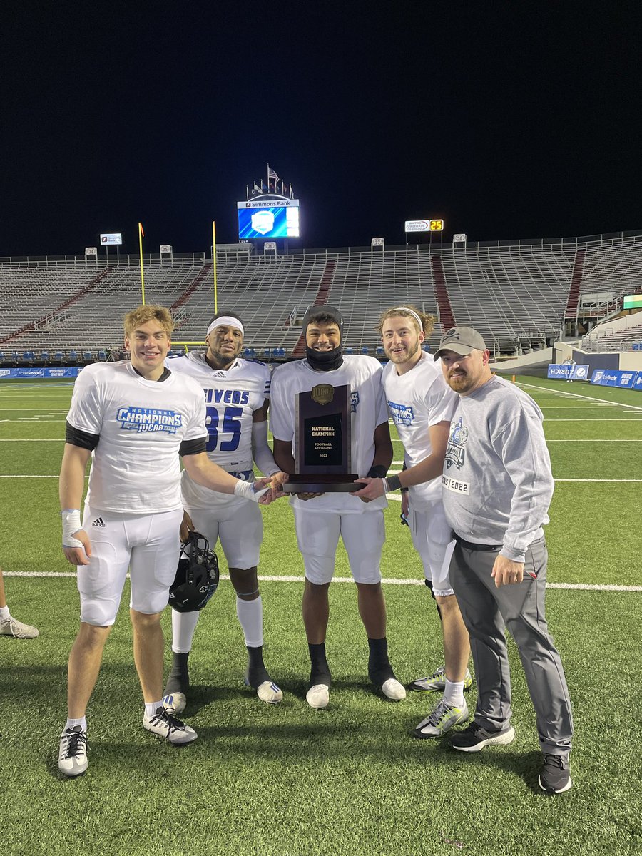CalebD_IWCC's tweet photo. National champs💍🏴‍☠️ https://t.co/PmuajCnilX
