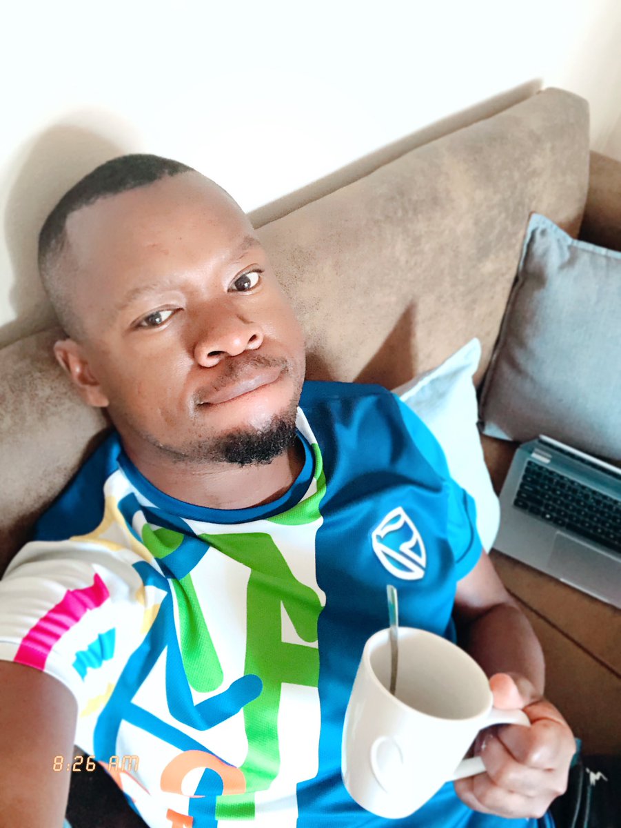 Tebza201's tweet photo. After morning jog 🏃🏾♂️ #greentea #leavemode https://t.co/pz6VpExIbN