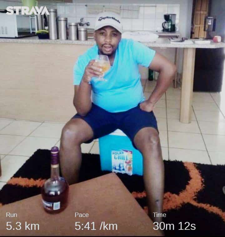 tello_rams's tweet image. I'm on leave but still waking up to get what I have set for myself. 
24km to go to end of 2022 season. 
#TSHABakoo 🏃🏃🏃
#double2021efforts 
#FetchYourBody2022 
#ipaintedmyrun 
#RunningWithTumiSole 
#progressoveremotions 
#IChoose2BActive