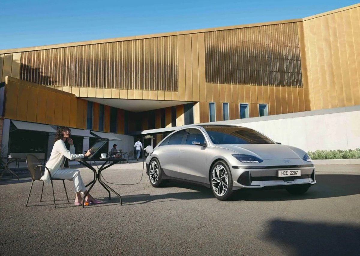 top10motor's tweet photo. Hyundai apuesta por la #Tecnología #V2G como ayuda a nuestros bolsillos y a la red eléctrica https://t.co/YUJkwdzVdb #Hyundai #CochesEléctricos #Industria #VehículoARed https://t.co/M0lWhOCFoF