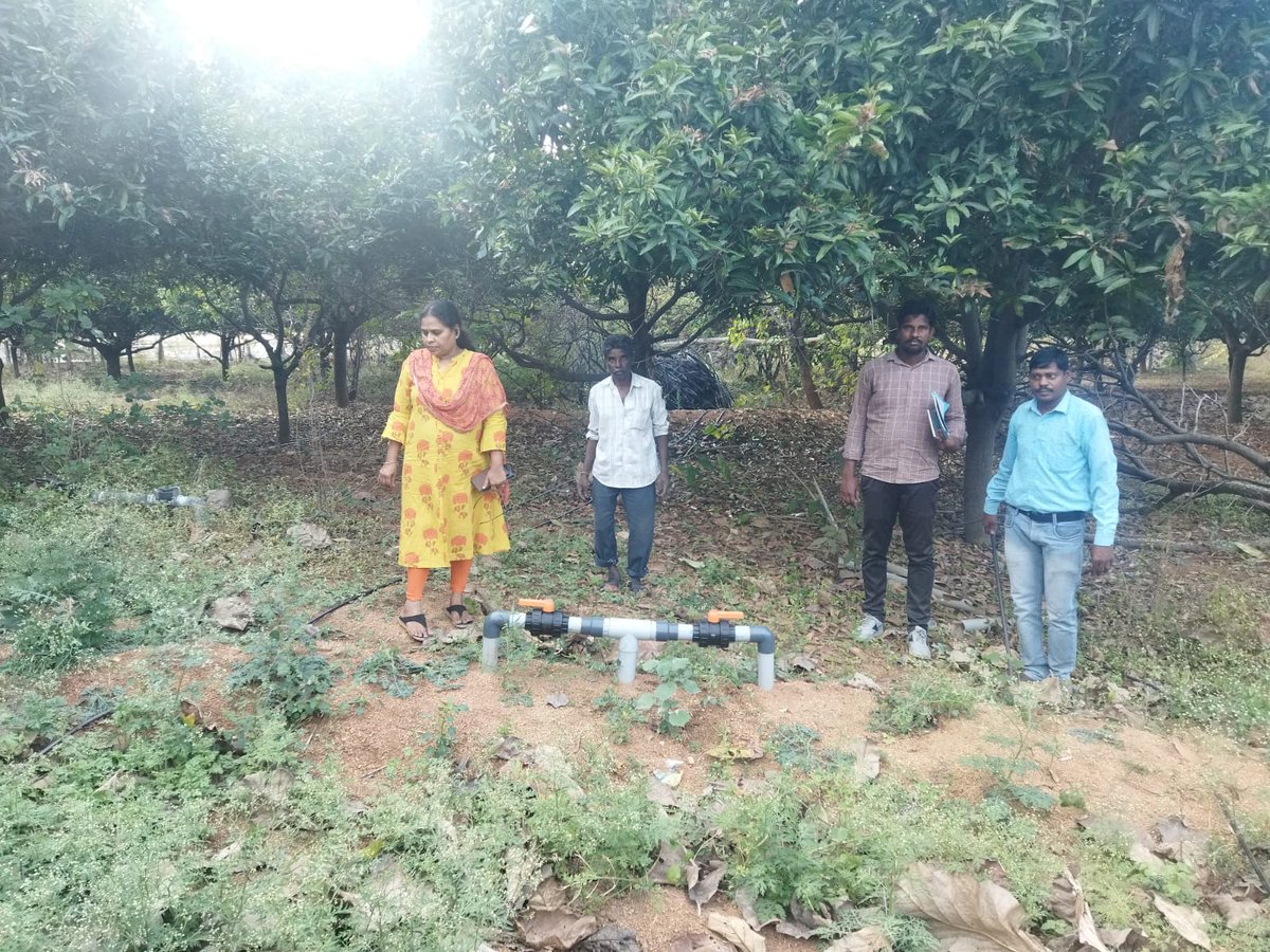 DYadadri's tweet photo. Taken up Random inspections of Drip installations installed by Netafim company in Kunoor and Anajipur villages. @Collector_YDR @TSHORTI2 @ACLB_Yadadri https://t.co/f66iGOxabt