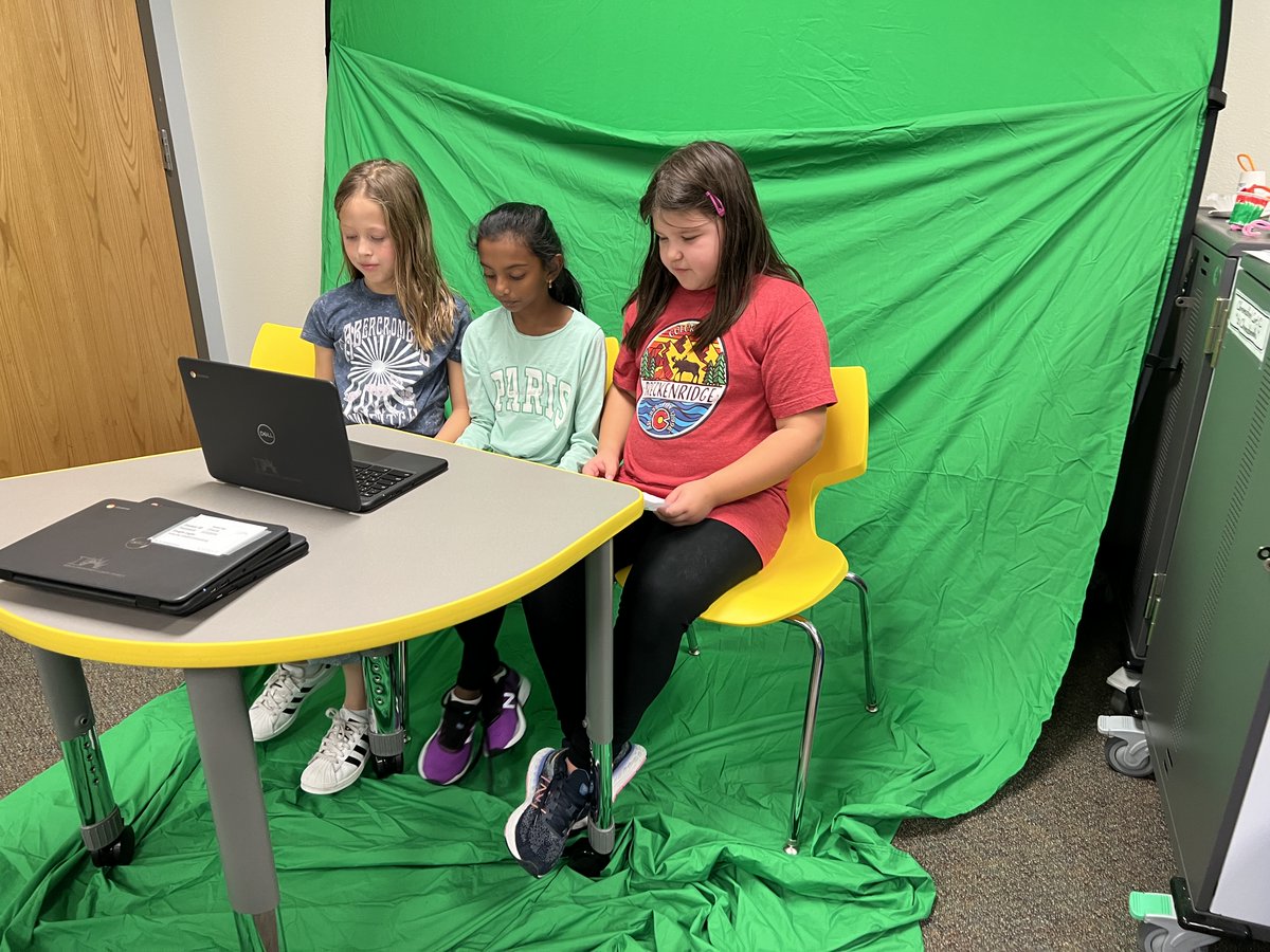 Brandon Hunter (@hunter8450) on Twitter photo 3rd graders used WeVideo to compare day‐to‐day weather changes on various planets. @WeVideoEdu
<a href="/FriscoISDTech/">Frisco ISD Tech</a> #fisdmadetoshine <a href="/nicholsfrisco/">Nichols Elementary</a> #nicholsinnovationlab 3rd graders used WeVideo to compare day‐to‐day weather changes on various planets. @WeVideoEdu
<a href="/FriscoISDTech/">Frisco ISD Tech</a> #fisdmadetoshine <a href="/nicholsfrisco/">Nichols Elementary</a> #nicholsinnovationlab