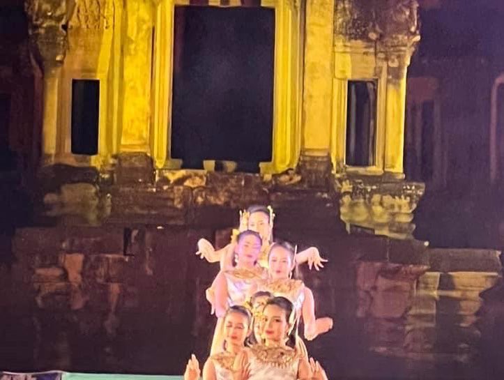 Chan_Roeurt's tweet photo. Angkor Wat in the night ❤️

@gadventures https://t.co/UgLqlP17Kp