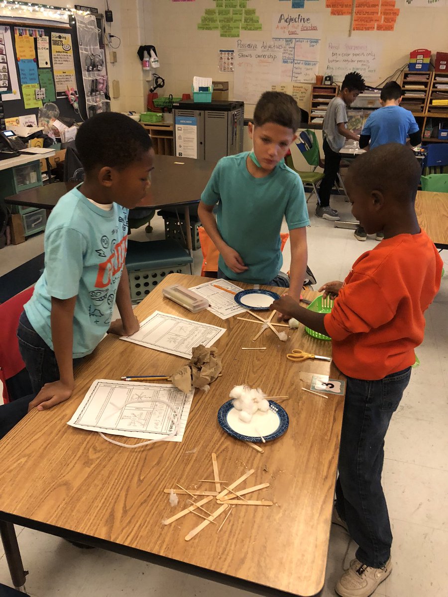 McIntoshElem's tweet photo. Mrs. Diehl’s class snowflake STEM activity. #TeachHustleInspire #NNPSProud #McIntoshScotties #terrificthirdgrade #STEMDay https://t.co/QBRTFOzrXp