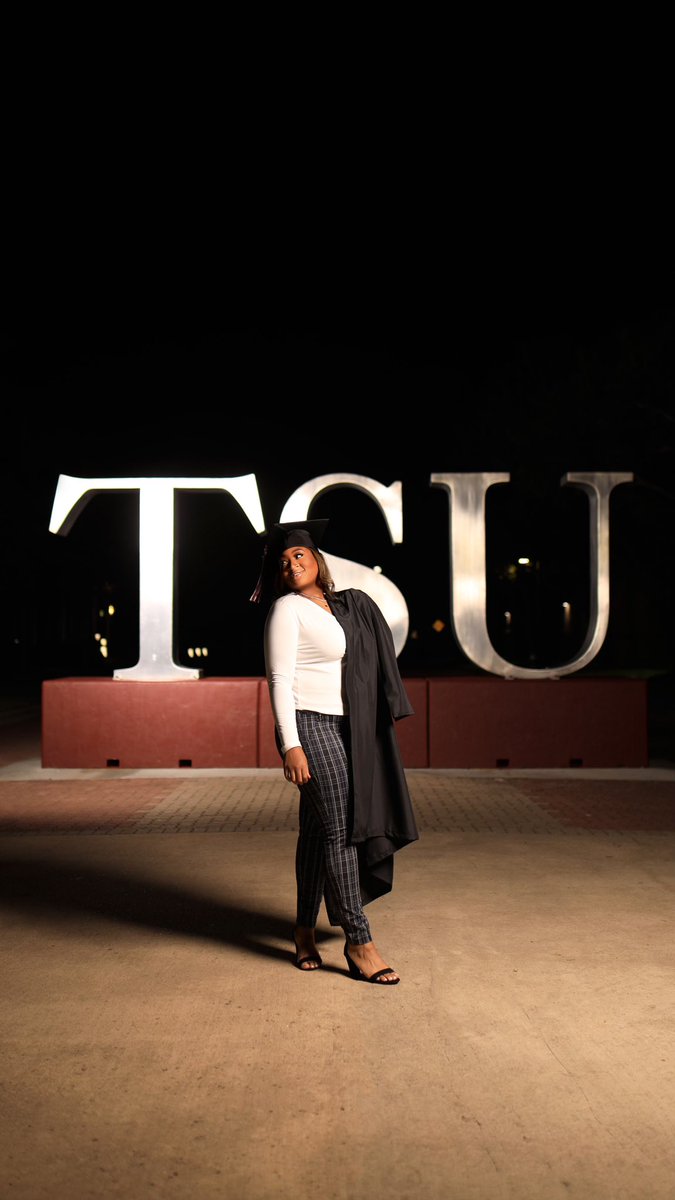 Vonne😛 tweet media