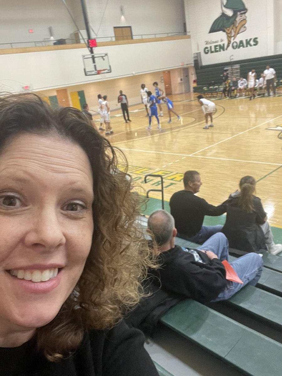 ProfMcNamara's tweet photo. Took a quick break from grading exams to support my student athletes! Both teams worked hard and played well. 🏀 https://t.co/YLzSRY6AaK