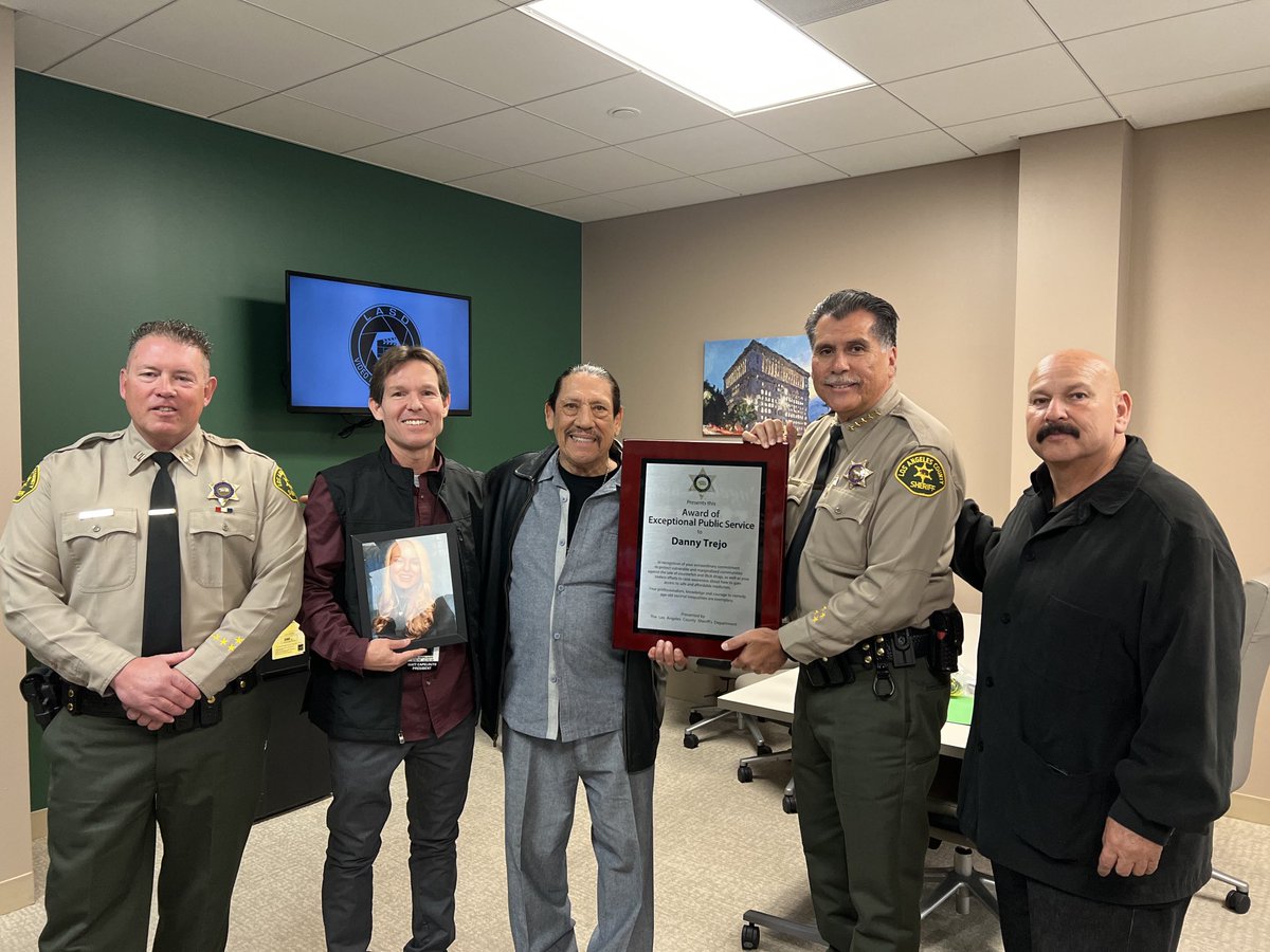 Thank you Sheriff Luna, Captain Geff Deedrick, Danny Trejo, LA County Sheriff’s Department, and Crime Stoppers for allowing me to be part of the “Fake Pills Kill Real People” public awareness campaign. Thank you for your efforts in fighting this crime.
