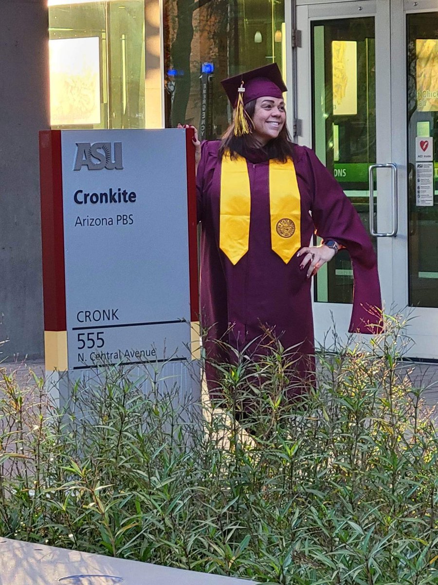 rawkineducation's tweet photo. So incredibly proud of my sister @DawnsDigital911 graduating from none other than @Cronkite_ASU with her Masters in Digital Audiences. She will move mountains. #ForksUp #cronkitenation 🎉🎓👏🏼 https://t.co/JBfGZIhswr