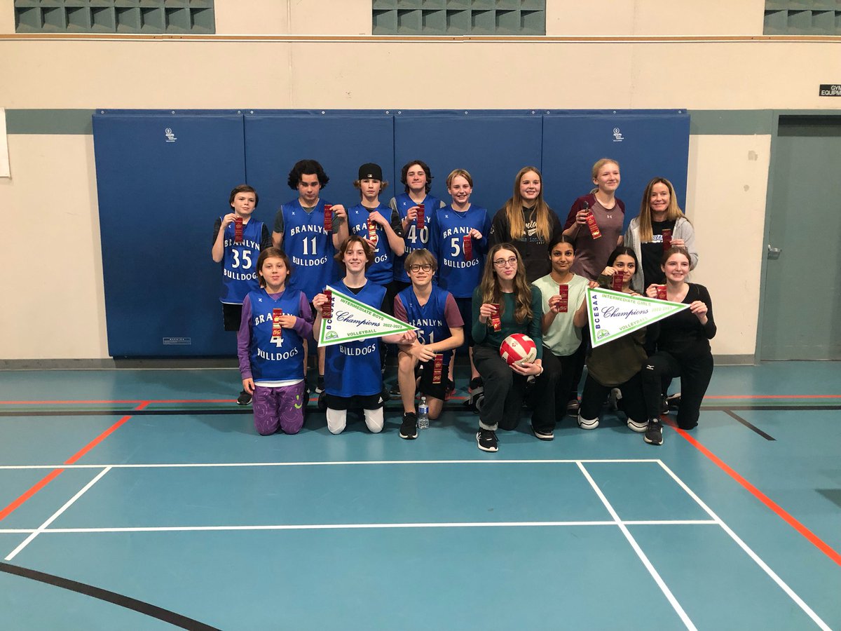 Tonight was an amazing outcome for the Intermediate <a href="/branlynbulldogs/">Branlyn Community</a> volleyball teams. Both the girls and boys teams won first place beating out about 32 teams each for the title.🥇🥇#unstoppable <a href="/GEDSB/">Grand Erie District School Board</a>