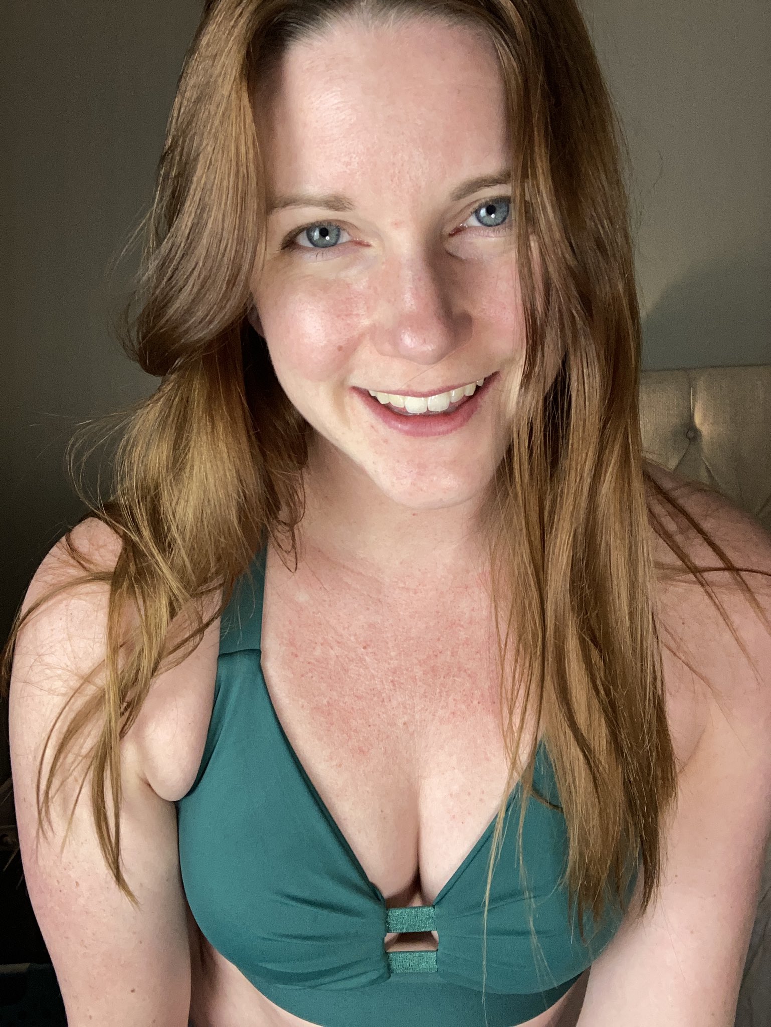 No filter selfie #onlyfans https://t.co/gnV9X6ymXy