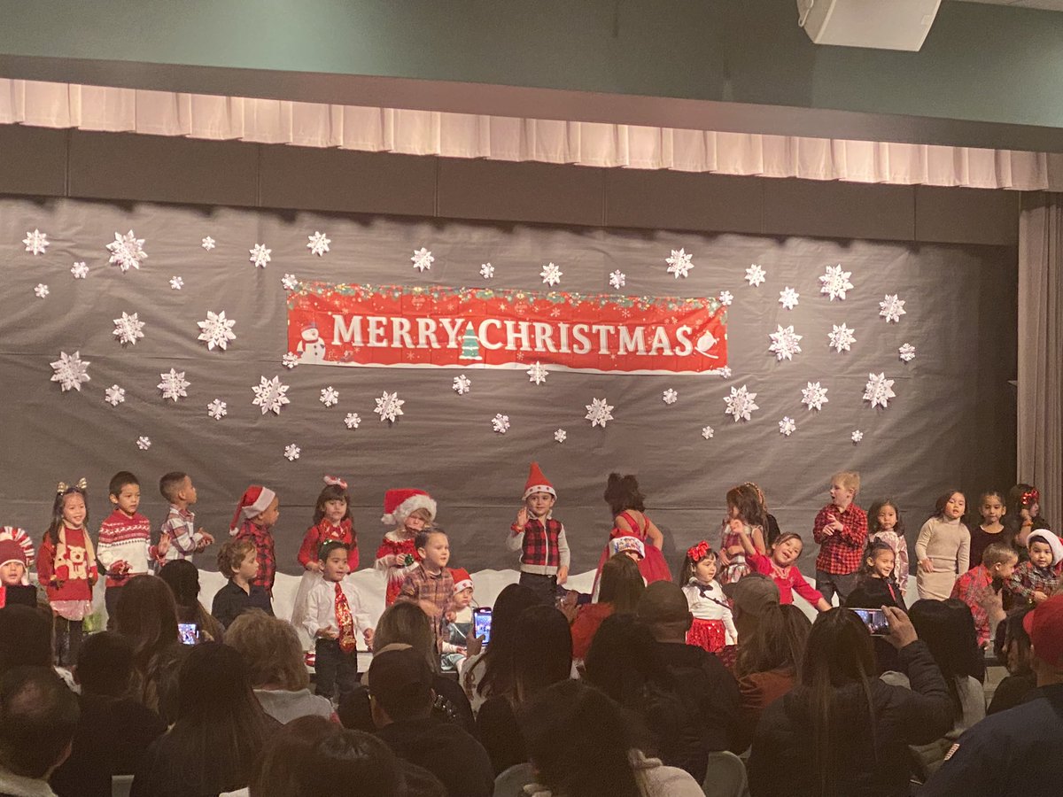 William R. Buckley preschool students spreading the holiday spirit. <a href="/BurtonSchools/">Burton Schools</a>