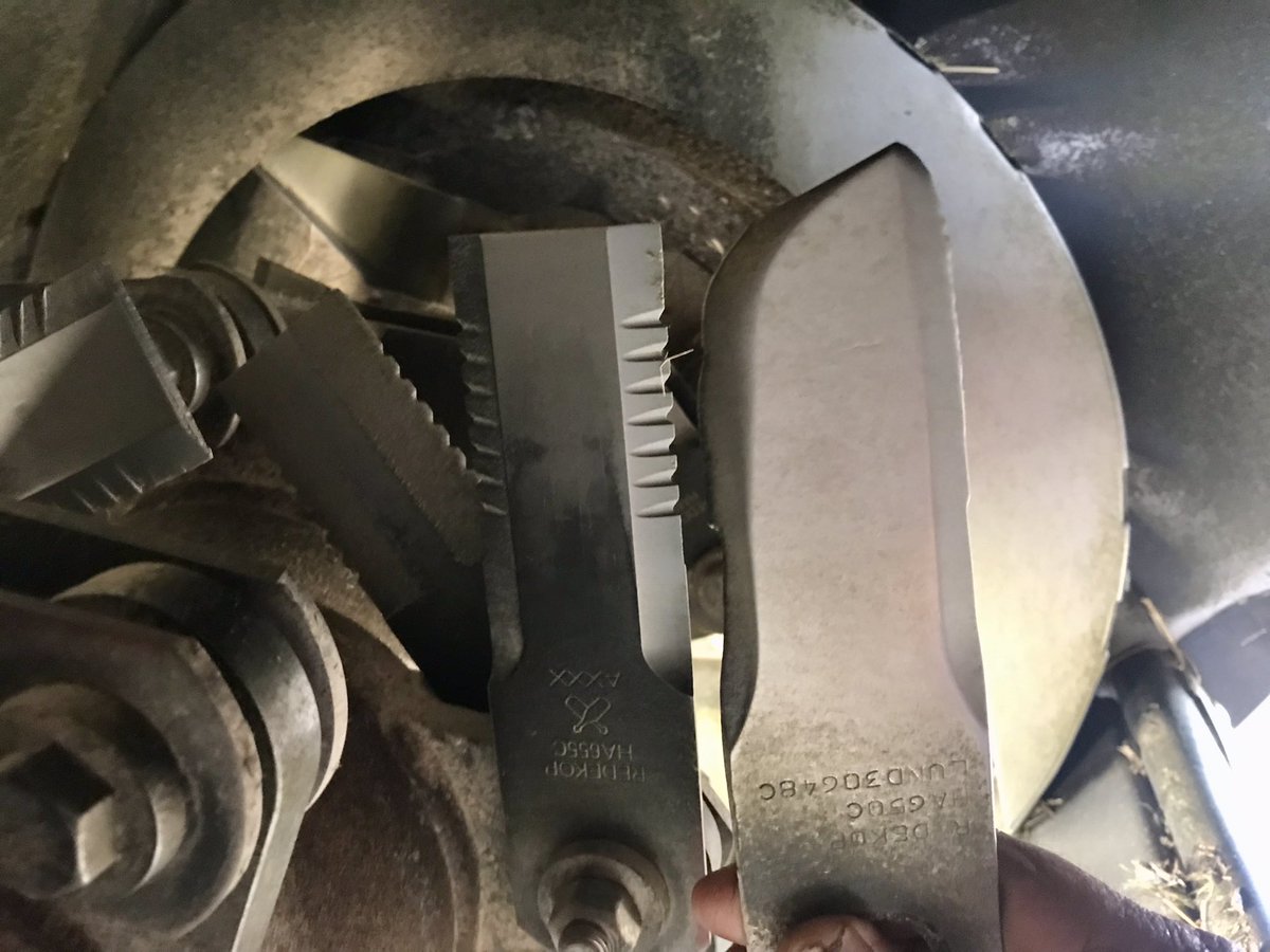 GribbleRC's tweet image. These are carbide edged straight @redekopmfg chopper blades that “yeah look okay” …… but they’re not.
Changed them out for the new carbide edged serrated blades.  Instantly improved chop, spread &amp;amp; less lt/hr.

“Blunt blades - burn fuel”