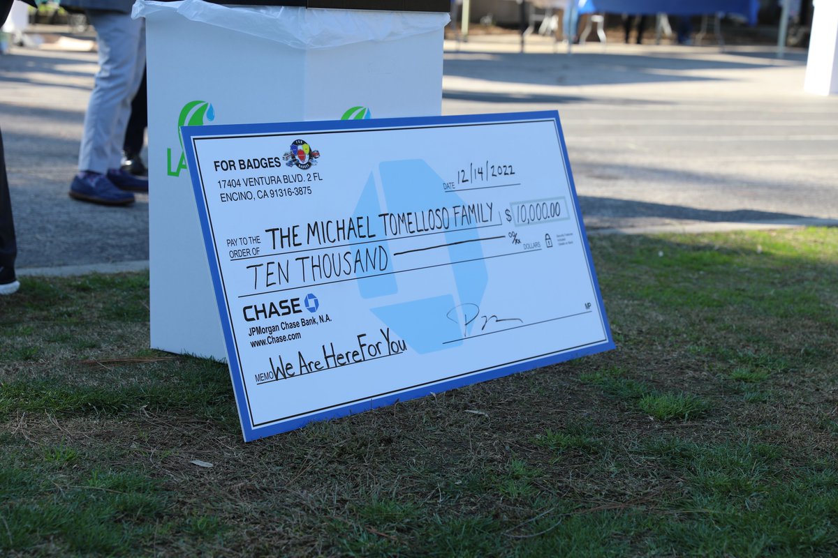 Today hundreds showed to a BBQ fundraiser for LAPD Officer Michael Tomelloso and his wife Laura, who are both battling Stage-4 cancer. All the proceeds will go towards helping the Tomelloso family with medical expenses and other necessities. Thank you all for your support.